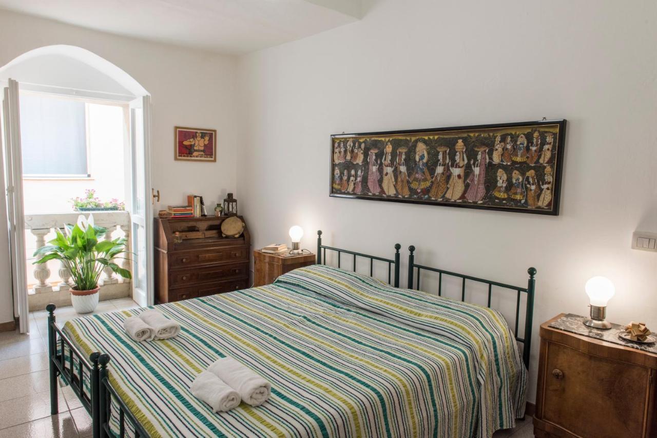 B.I.C. Bed and Breakfast Sassari Exteriör bild