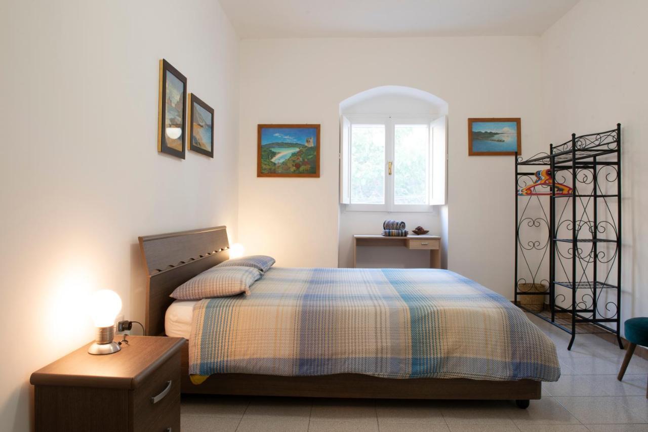 B.I.C. Bed and Breakfast Sassari Exteriör bild